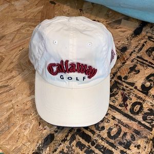 “Vintage” Callaway Golf WHITE hat with adjustable strap.
